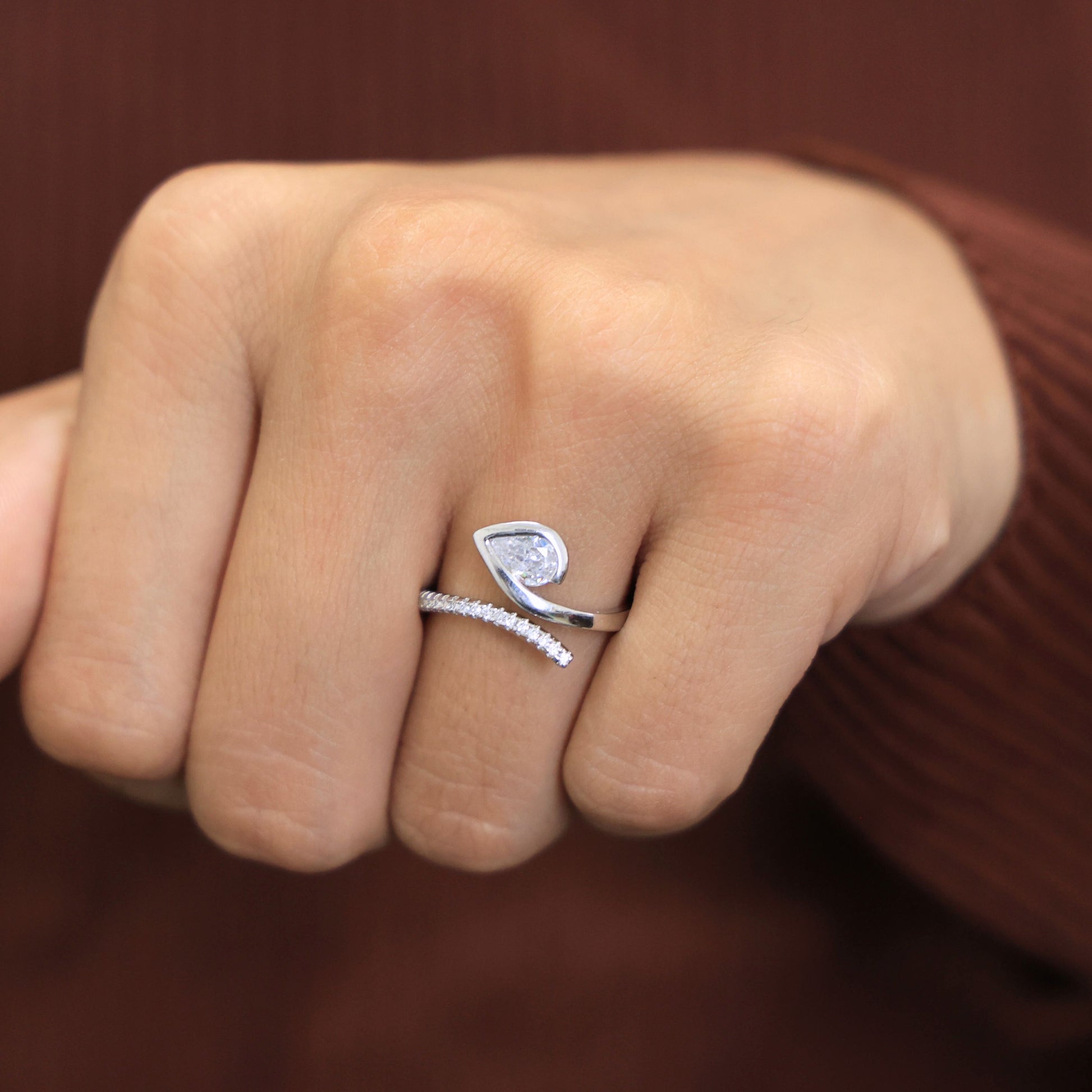 Modern Open Wrap Pear Solitaire Engagement Ring in Lab Diamond – 14k Solid Gold, Wedding Gift for Her, Handmade Bridal Jewelry