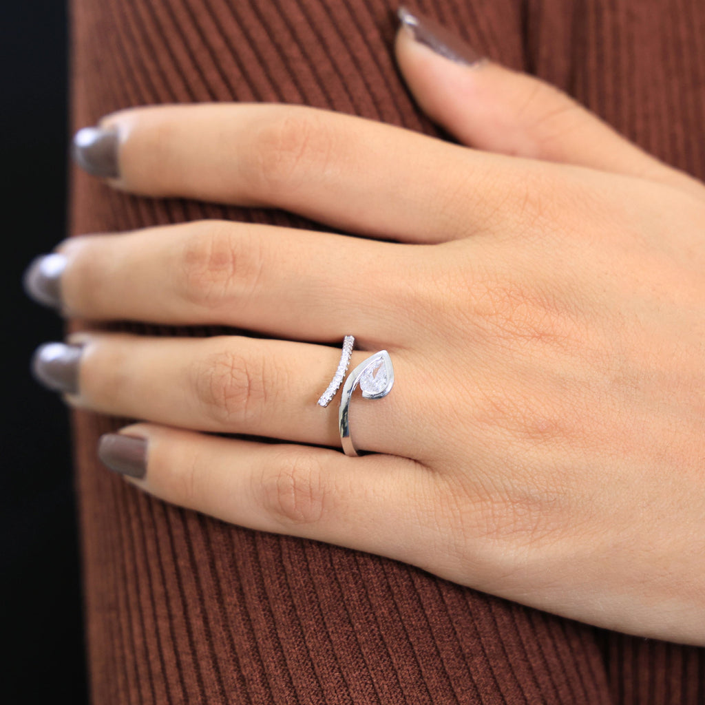 Modern Open Wrap Pear Solitaire Engagement Ring in Lab Diamond – 14k Solid Gold, Wedding Gift for Her, Handmade Bridal Jewelry