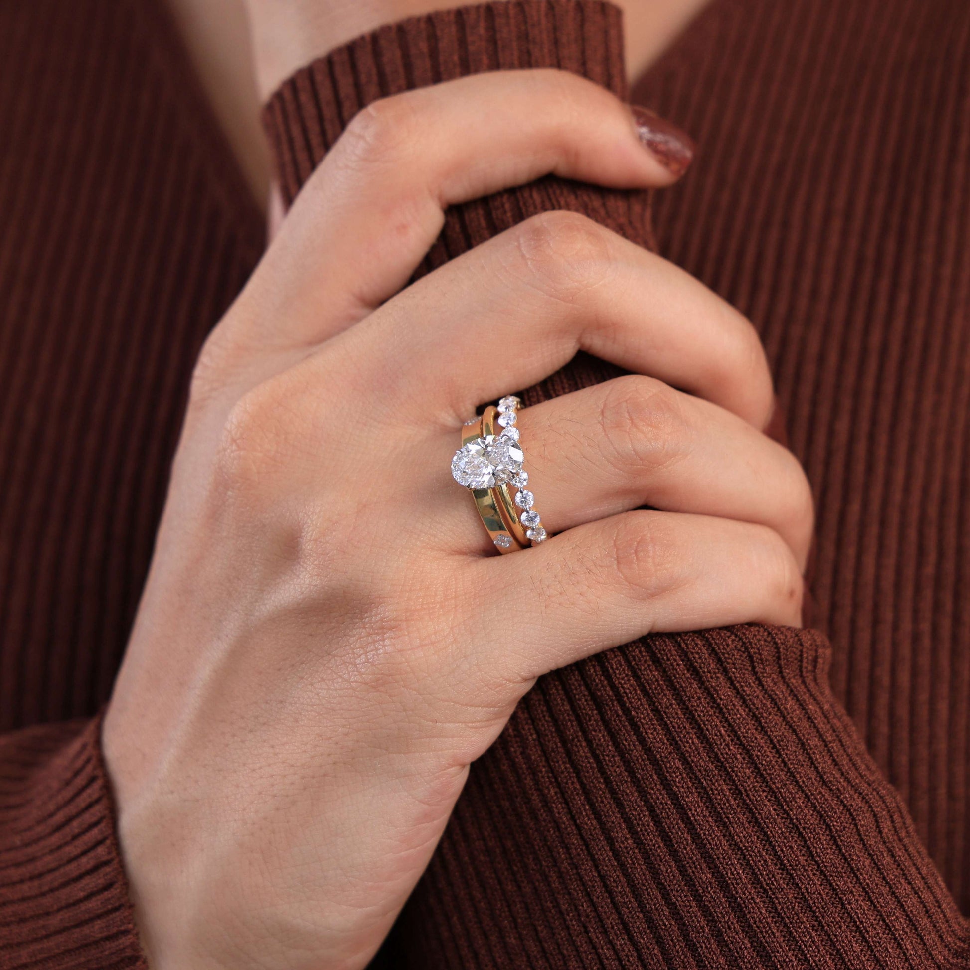 Oval Solitaire & Curved Band Bridal Ring Set in Lab Diamond – 14k Solid Gold, Bridal Jewelry, Anniversary Gift for Her
