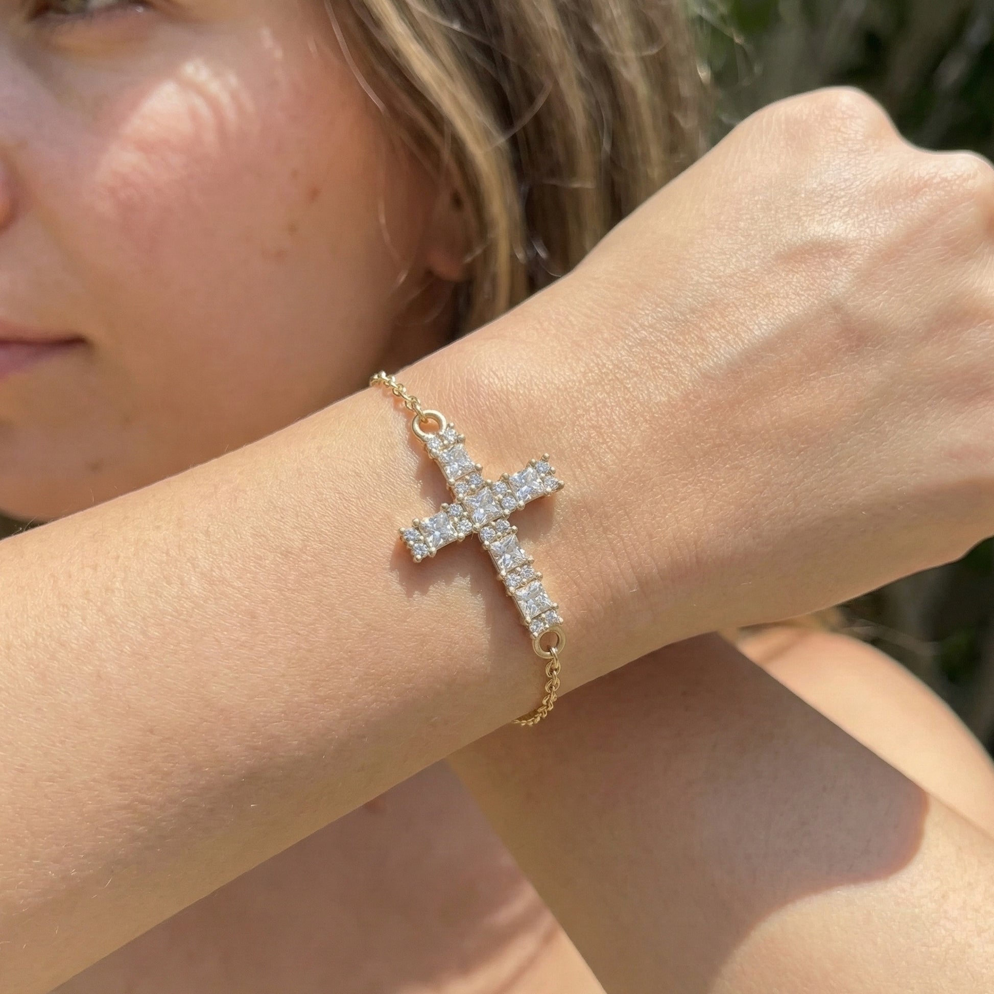 Modern princess cut cross Chain bracelet in 14K Solid Gold, 0.42 TCW Princess Cut Lab Created Diamonds, Baptism Bracelet, Gift for Her, Daily Wear Jewelry
