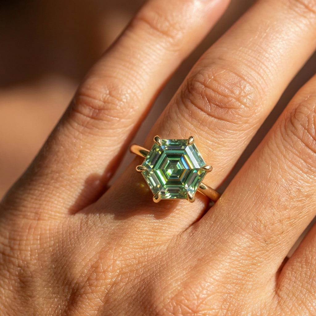 3.00 CT Modern Geometric Hexagon Green Emerald Gemstone Engagement Ring in Lab Diamond – 14K Solid Gold, Wedding Gift for Wife, Daily Wear