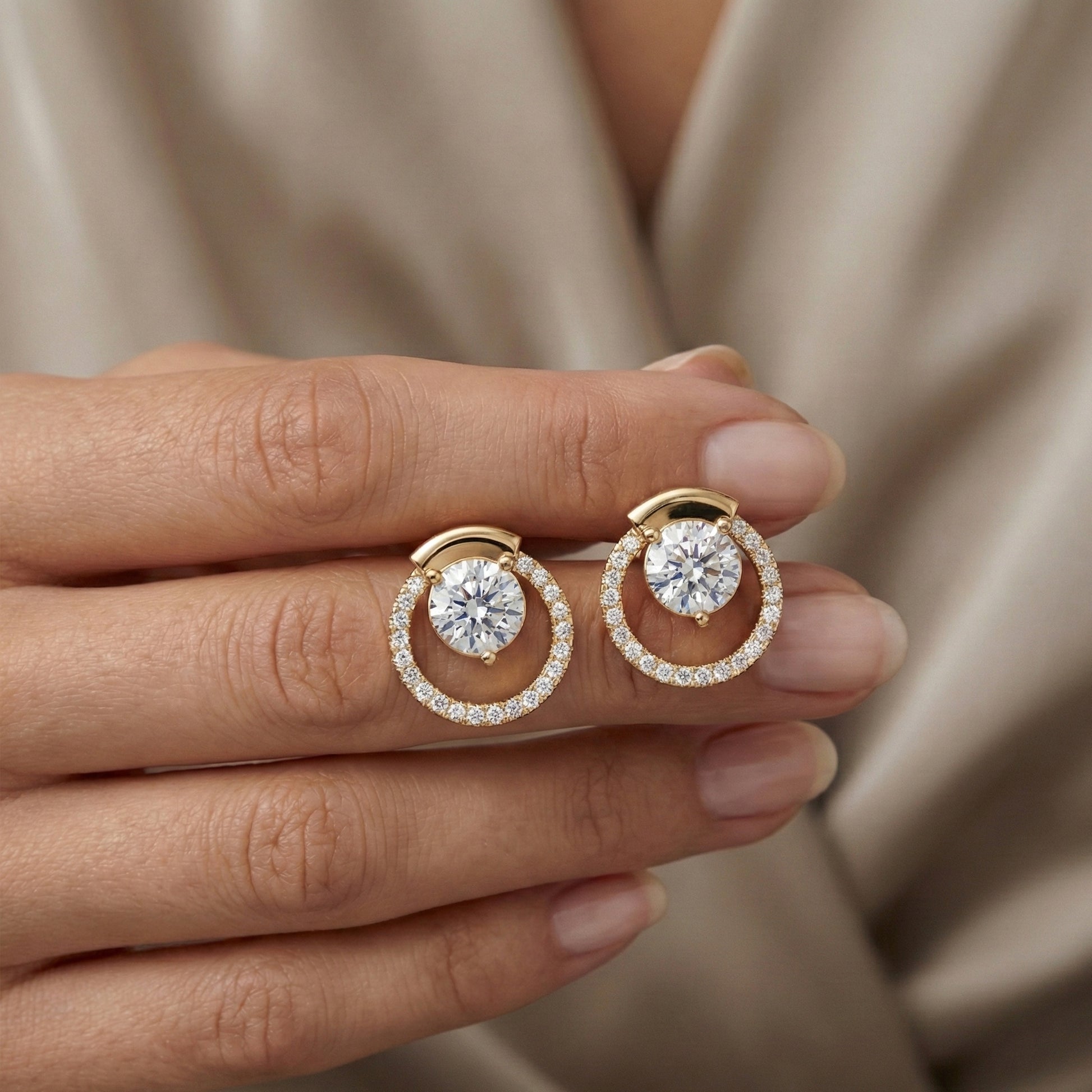 Unique Floating Minimalist Open Circle Solitaire Halo Stud Earrings in 14k Gold, Anniersary Gift for Her, Handmade Jewwlry