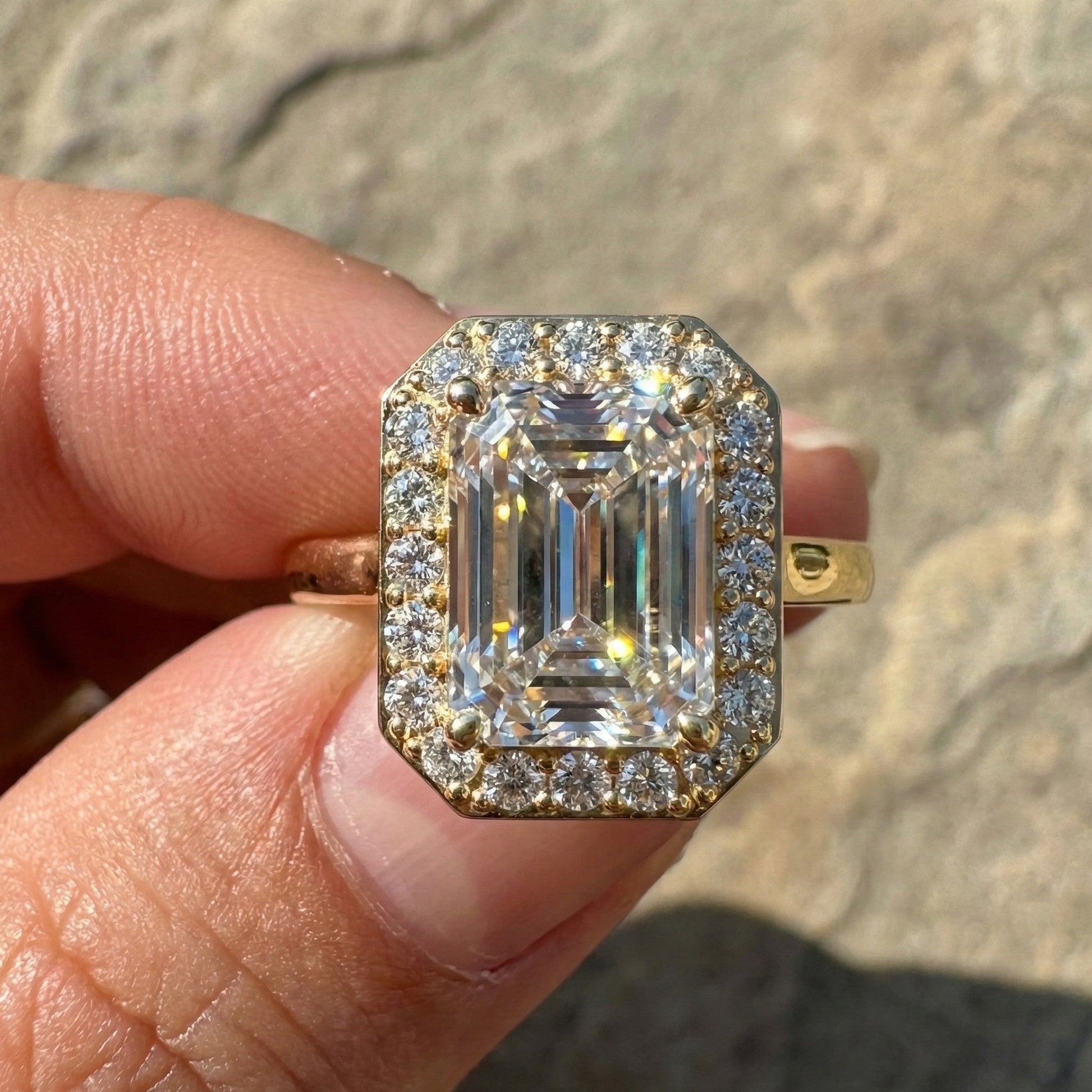 Emerald Halo Art Deco Engagement Ring in Lab Diamond or Moissanite – Solid 9k/14k Gold or Sterling Silver Wedding Ring Gift for Wife, Anniversary GIft