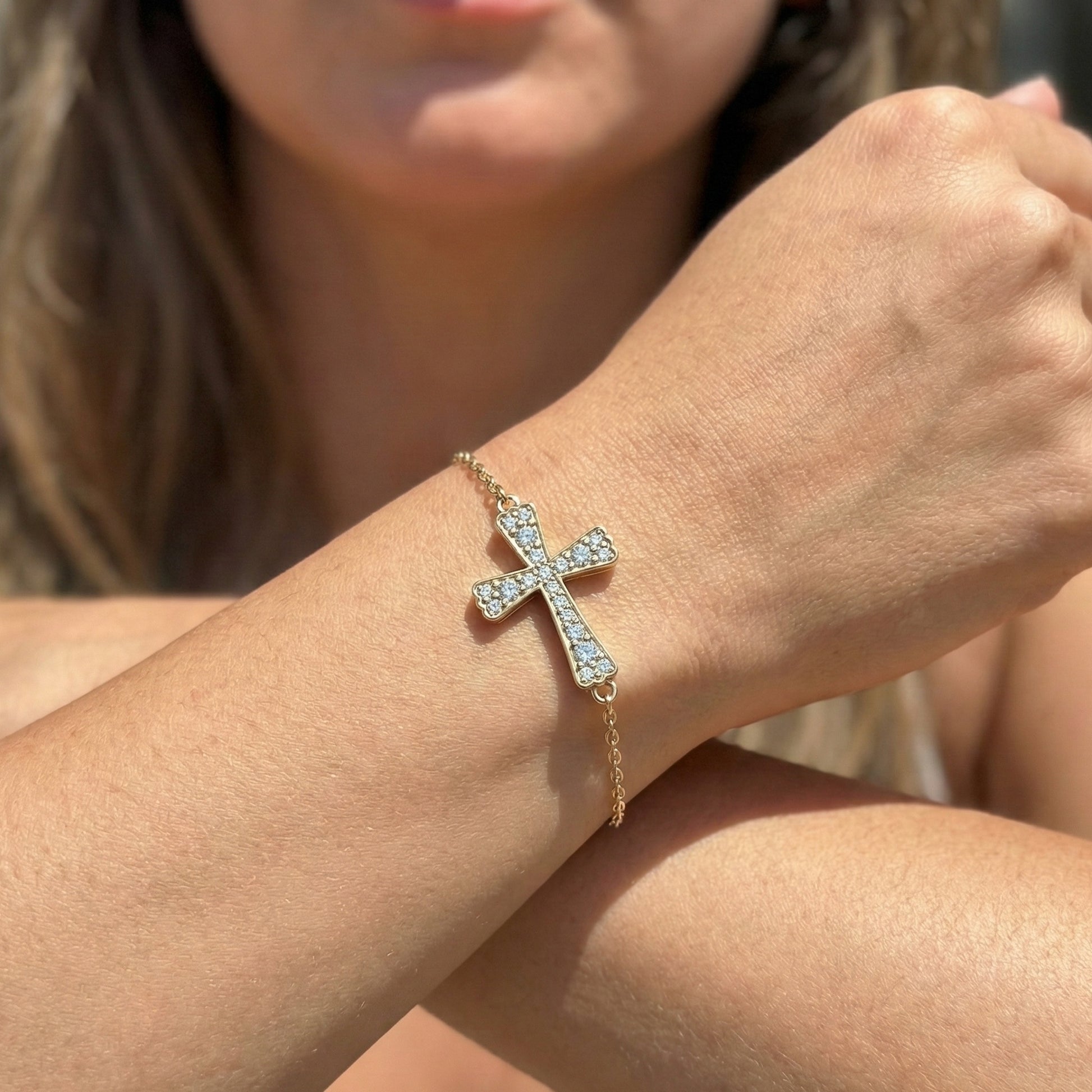 Tapered pavé cross Chain bracelet in 14K Solid Gold, 0.52 TCW Round Cut Lab Created Diamonds, Dainty Faith Bracelet, Wedding Gift for Her