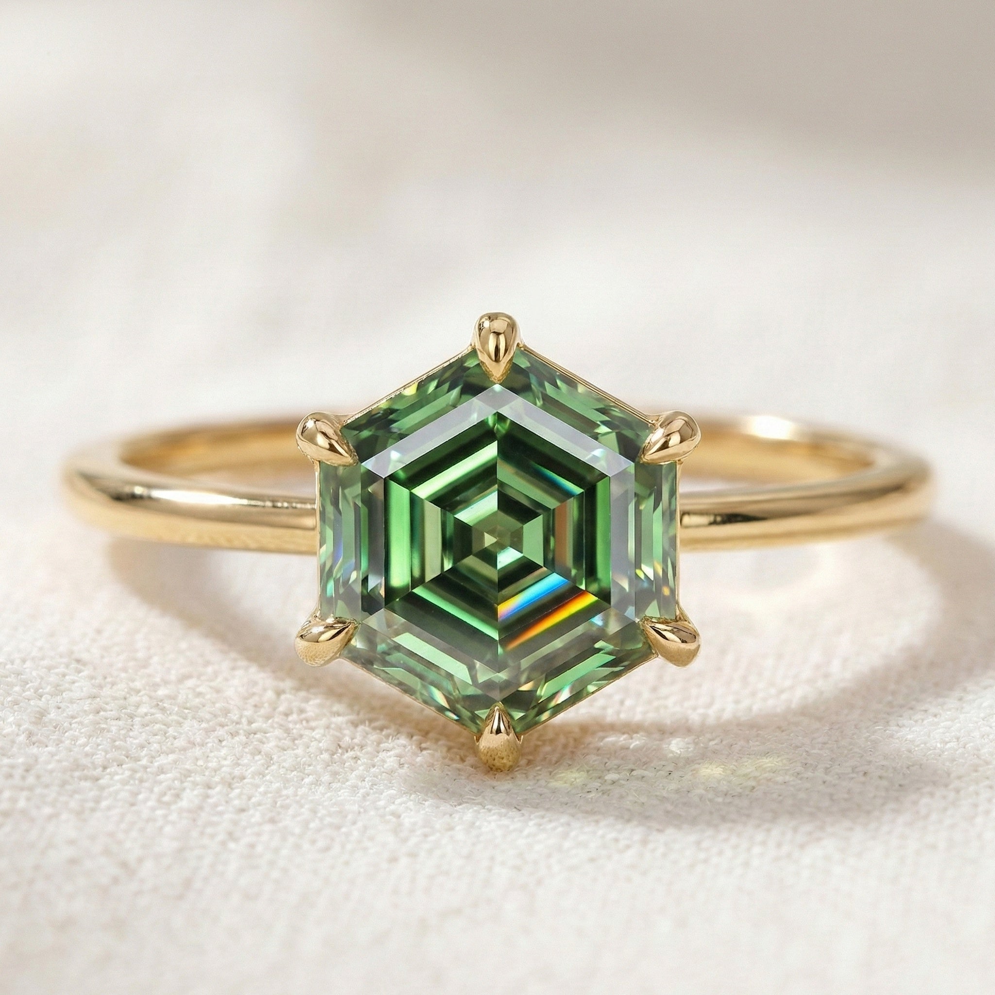 3.00 CT Modern Geometric Hexagon Green Emerald Gemstone Engagement Ring in Lab Diamond – 14K Solid Gold, Wedding Gift for Wife, Daily Wear