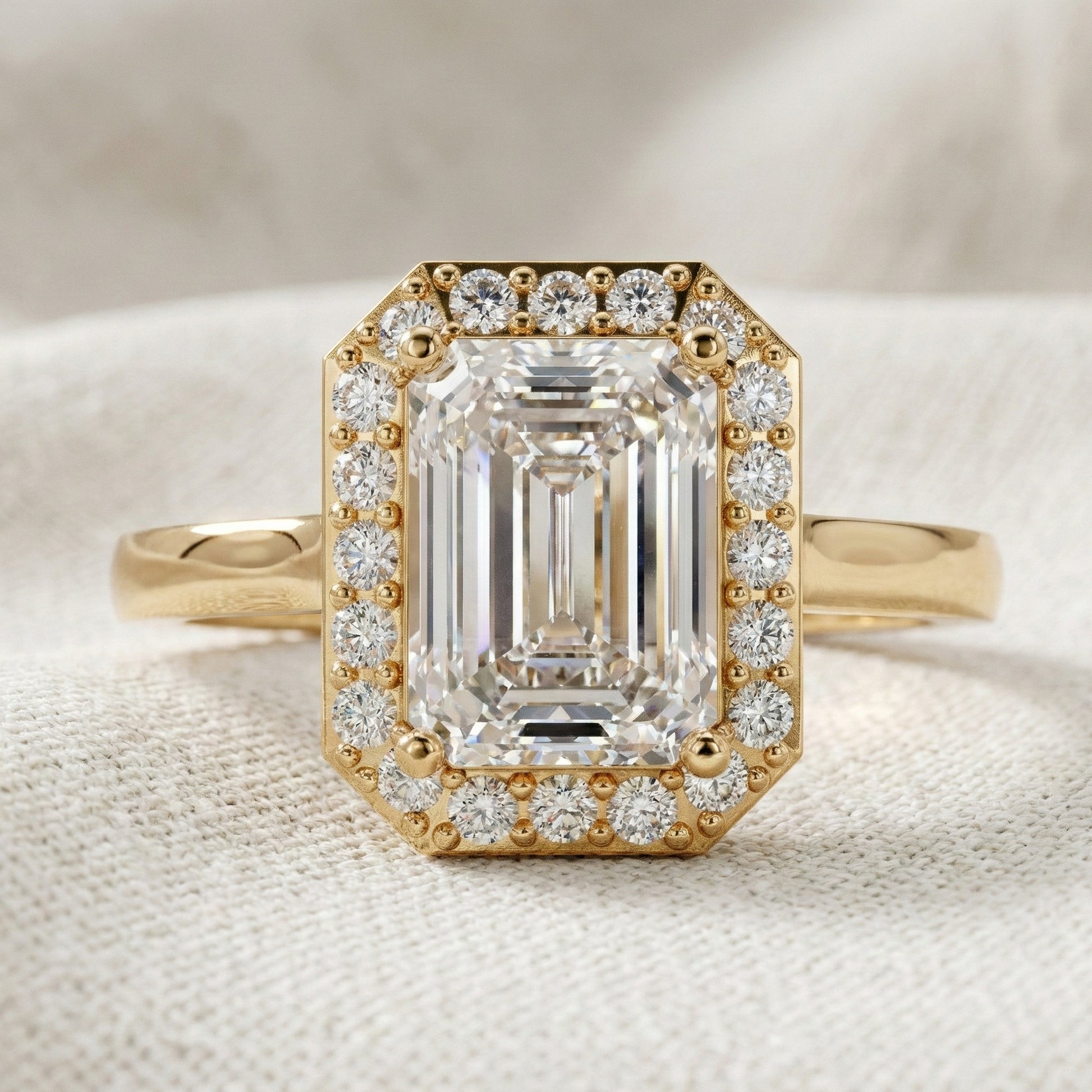 Emerald Halo Art Deco Engagement Ring in Lab Diamond or Moissanite – Solid 9k/14k Gold or Sterling Silver Wedding Ring Gift for Wife, Anniversary GIft