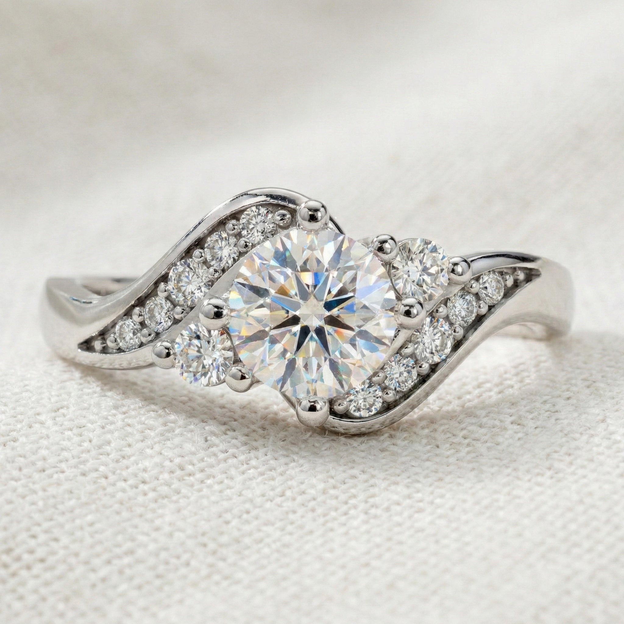 Bypass Round Cut Pave Engagement Ring in 9k Solid Gold, 0.67 TCW Round Cut Lab Diamonds, Anniversary Gift for Wife, Everyday Jewelry