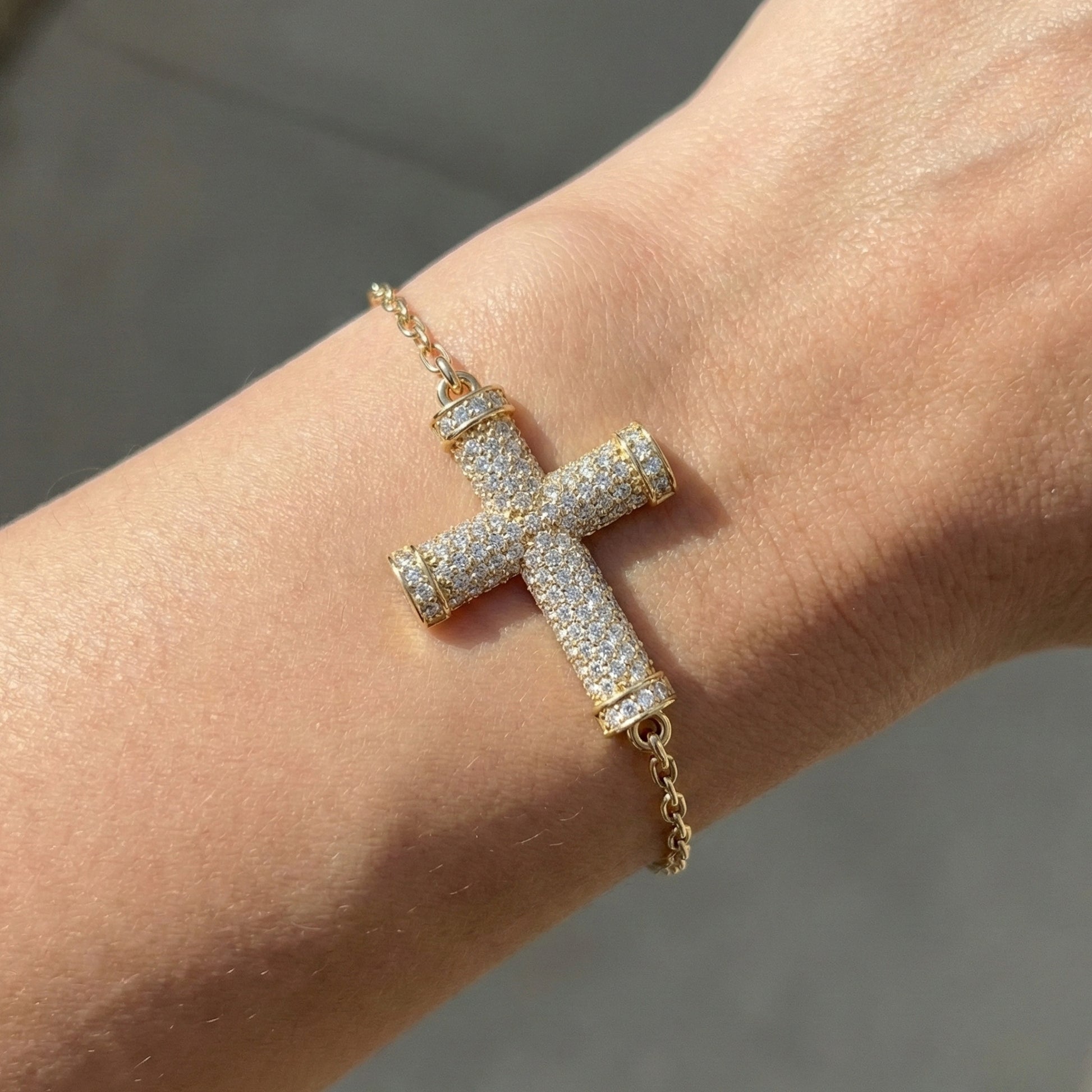 Statement Pavé Cross Design Bracelet in 14K Solid Gold, 0.58 TCW Round Cut Lab Grown Diamonds, Handmade Chain Bracelet, Anniversary Gift for Her