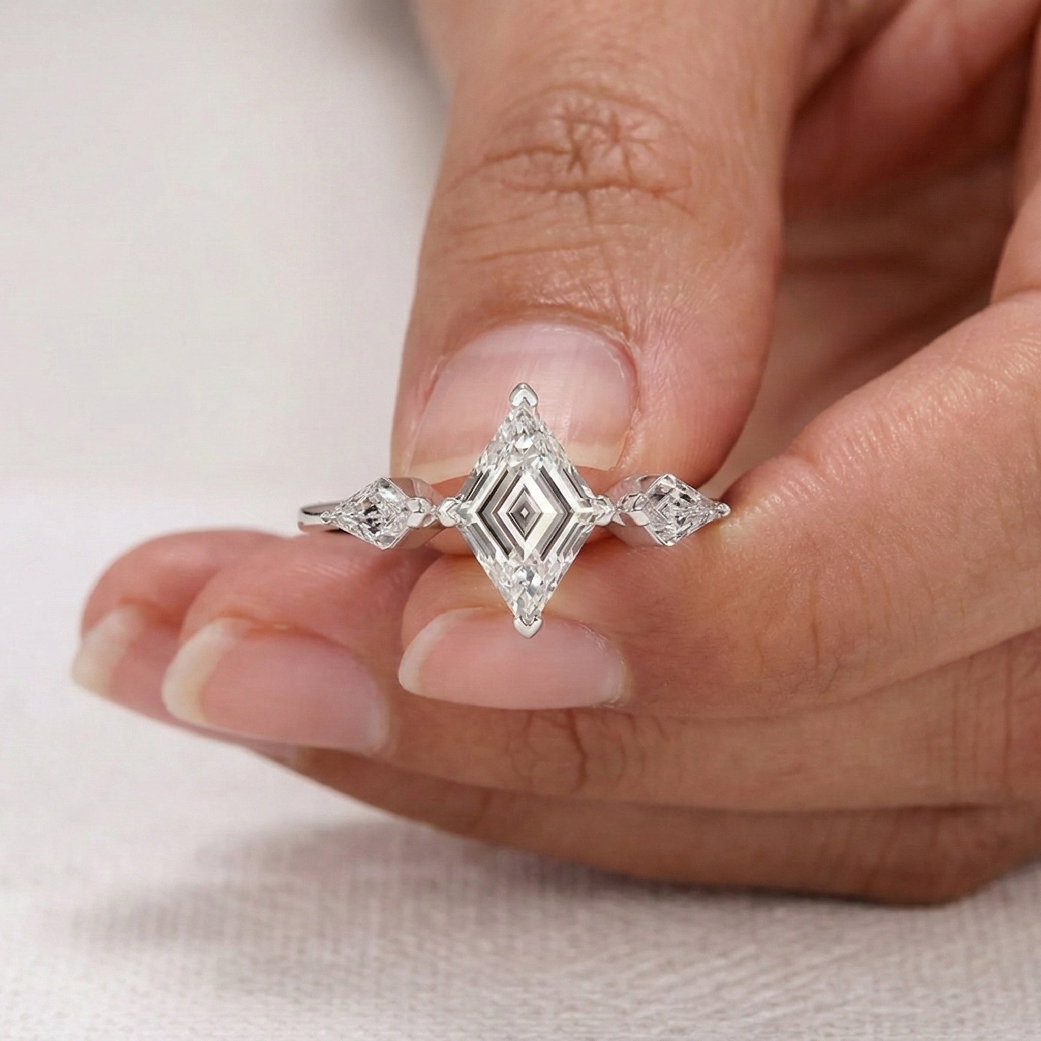 1.00 CT Lozenge Cut Three Stone Engagement Ring, Modern Trilogy Ring, Unique Geometric Bridal Jewelry, Anniversary Gift for Wife