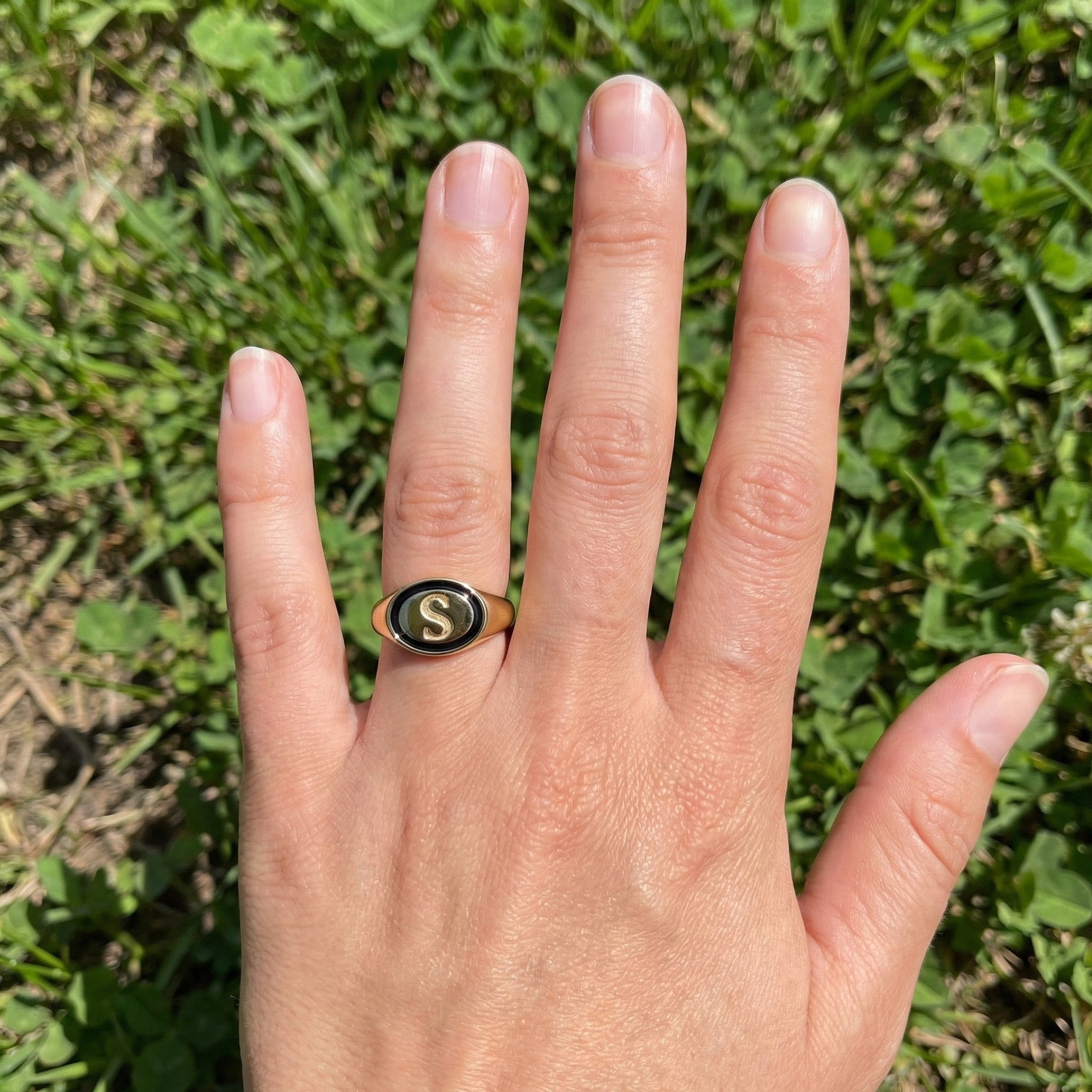Personalized Initial Alphabet Engagement Ring in 14K Solid Gold, Black Enamel Oval Signet Ring, Custom Letter Ring, Statement Jewelry Gift