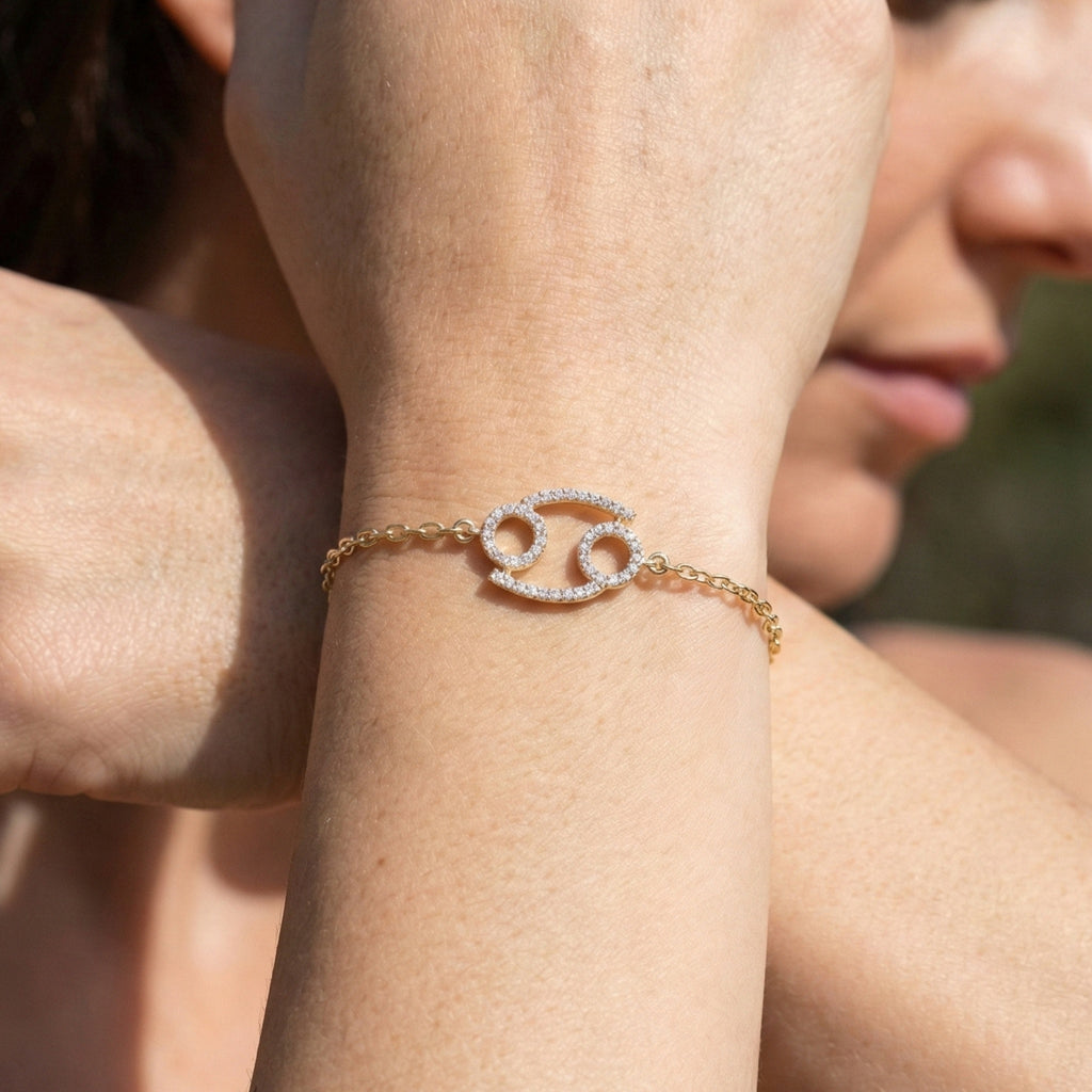 Celestial Cancer Zodiac Sign Chain Bracelet in Lab Diamond – 14k Solid Gold, Symbol Bracelet, Birthday Gift for Her, Anniversary Jewelry