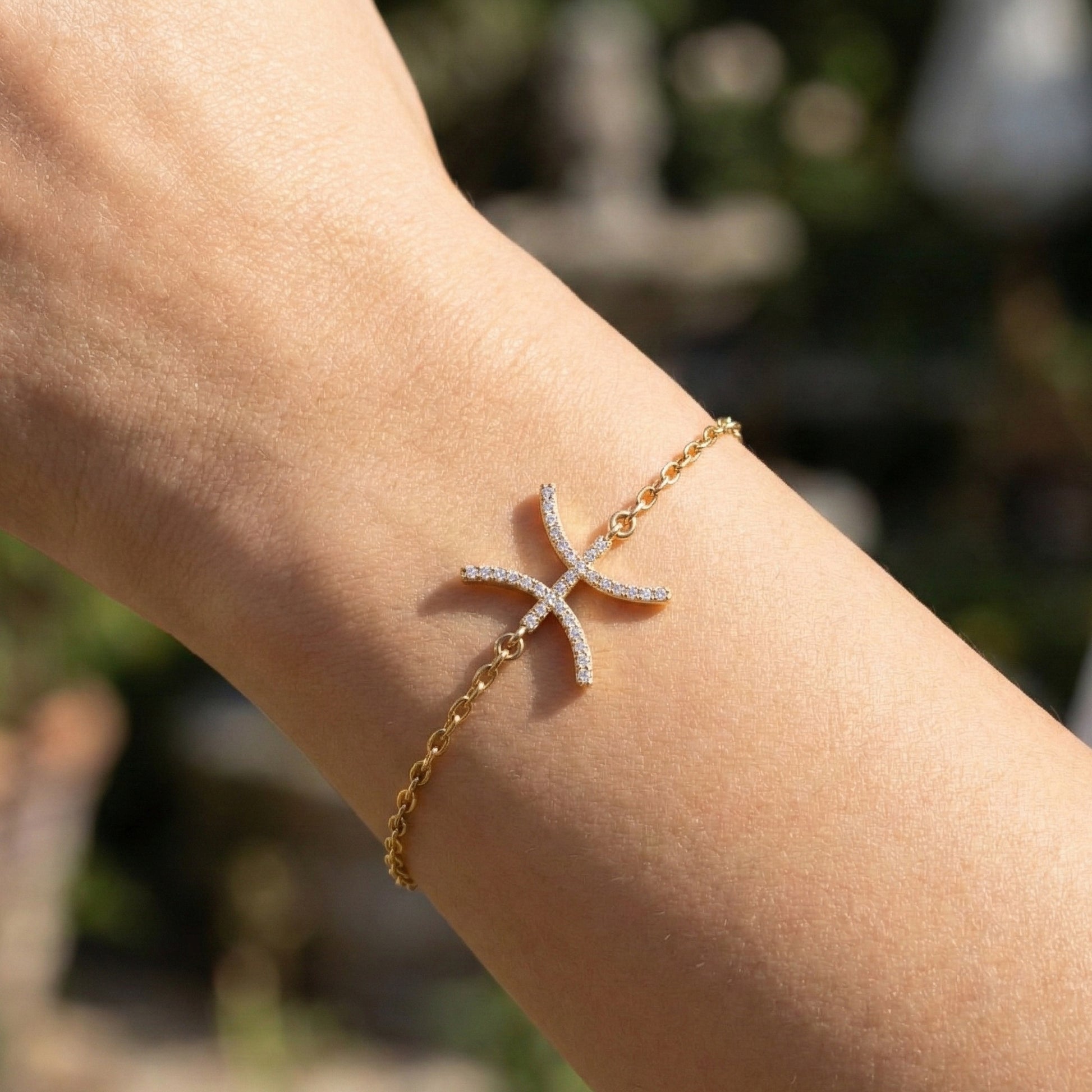 Celestial Pisces Zodiac Bracelet in 14K Solid Gold, 0.32 TCW Round Cut Lab Created Diamonds, Gift for Her, Astrology Jewelry