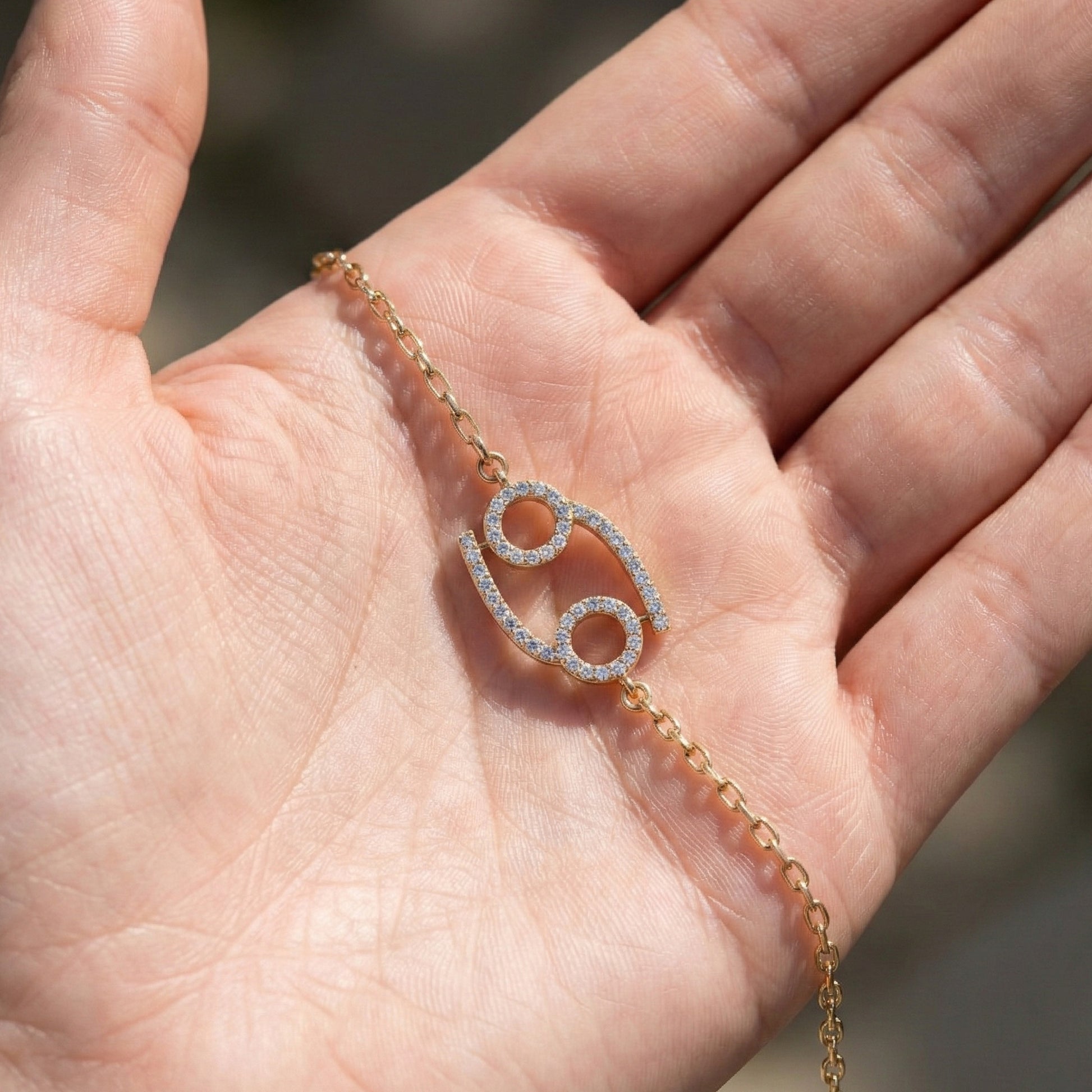 Celestial Cancer Zodiac Sign Chain Bracelet in Lab Diamond – 14k Solid Gold, Symbol Bracelet, Birthday Gift for Her, Anniversary Jewelry