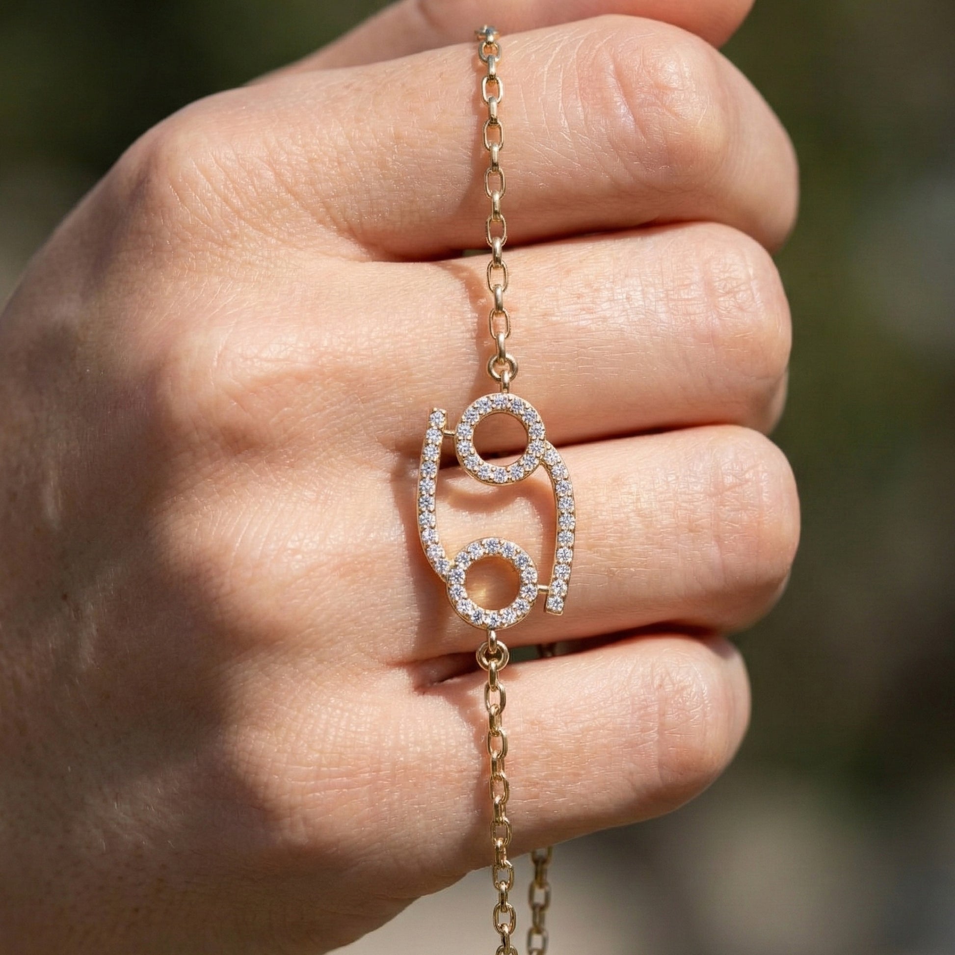 Celestial Cancer Zodiac Sign Chain Bracelet in Lab Diamond – 14k Solid Gold, Symbol Bracelet, Birthday Gift for Her, Anniversary Jewelry