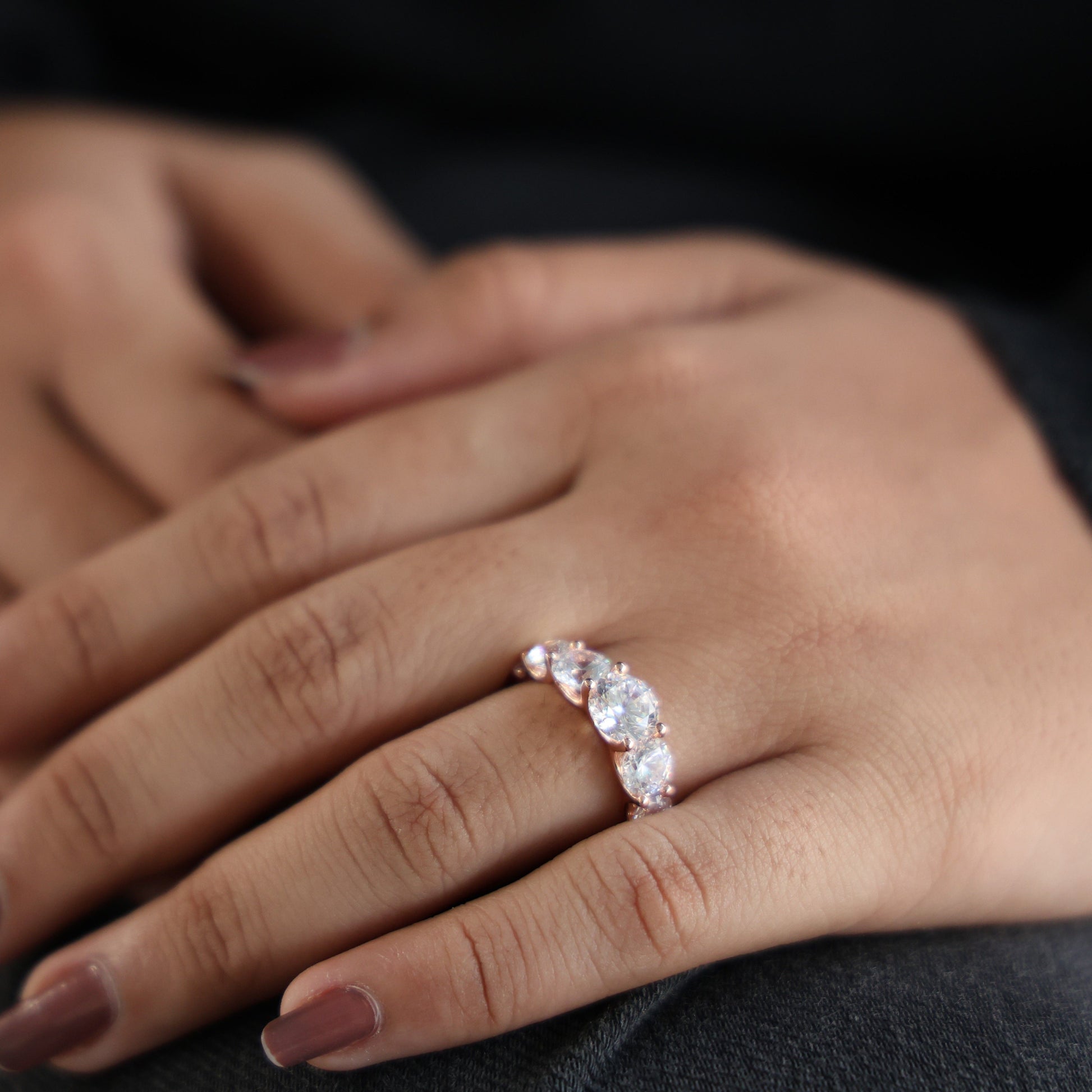 Seven Stone Graduated Prong Set Eternity Wedding Band in 14k Solid Gold, 4.61 TCW Round Cut Lab Grown Diamonds, Anniversary Gift for Wife, Everyday Wedding Band