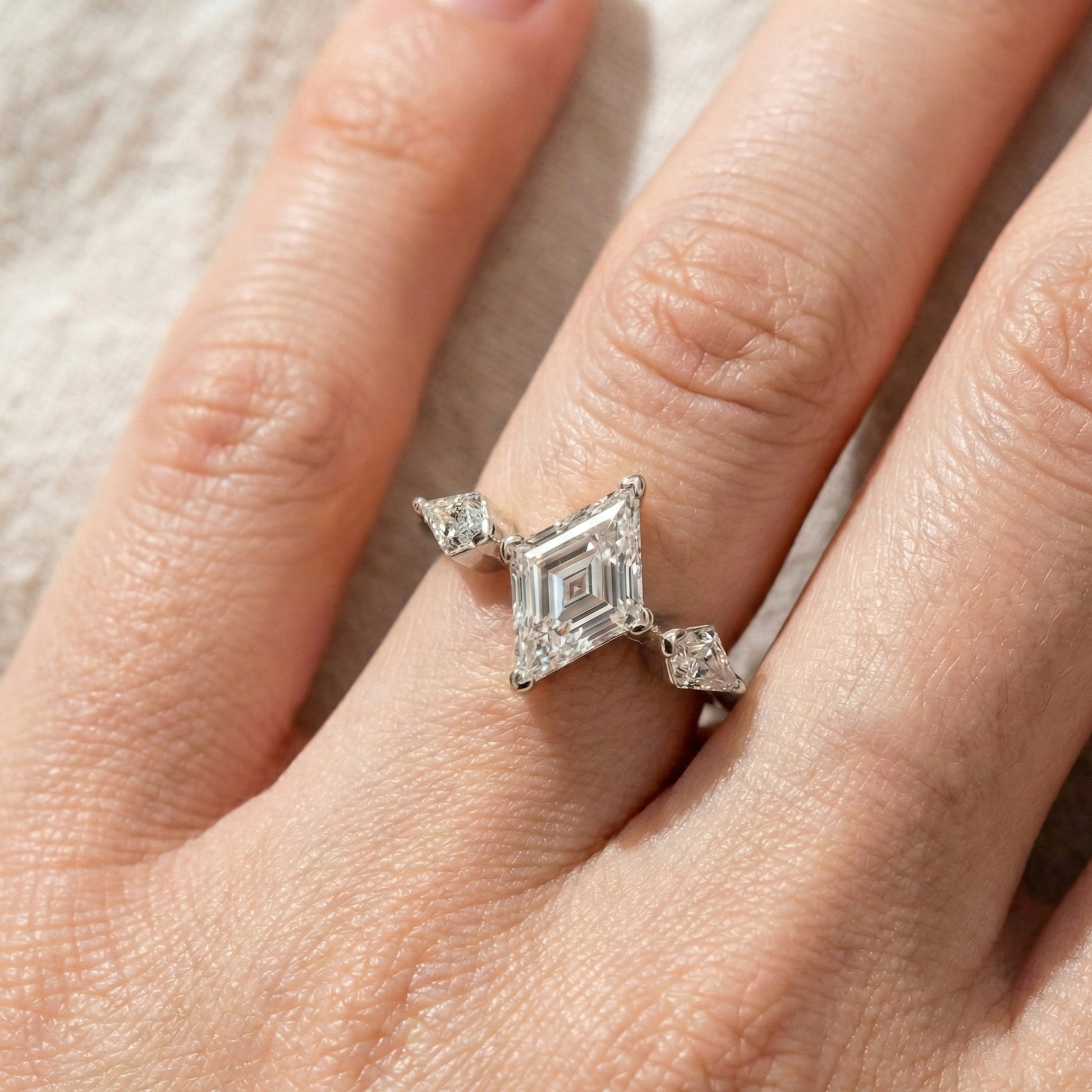 1.00 CT Lozenge Cut Three Stone Engagement Ring, Modern Trilogy Ring, Unique Geometric Bridal Jewelry, Anniversary Gift for Wife