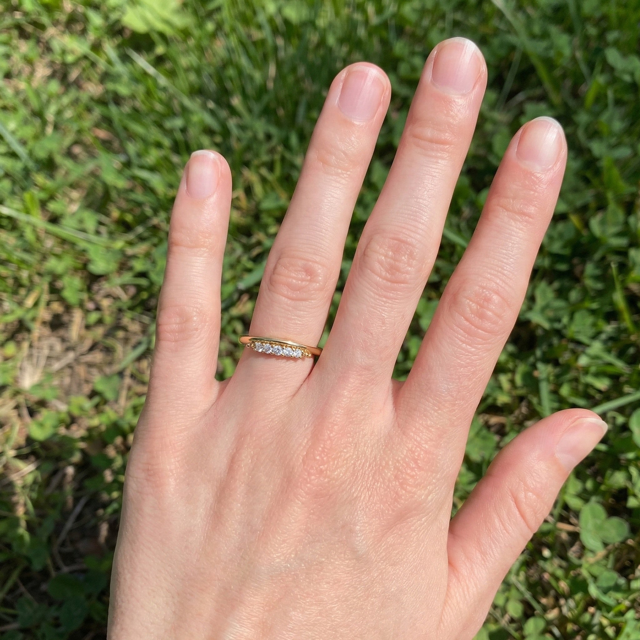 Curved Contour Bar-Set Round Accent Wedding Band in Lab Diamond – 14k  White Gold, Bridal Jewelry, Handmade Band For Women