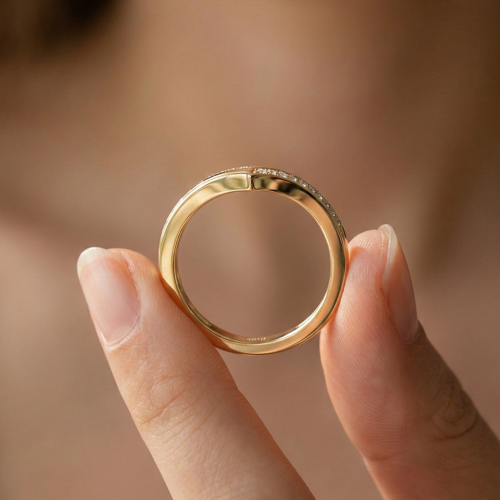 Chevron V-Shape Pave Wedding Band in Lab Grown Diamond – Solid 9k/14k Gold, Stackable Ring For Women, Antique Gift