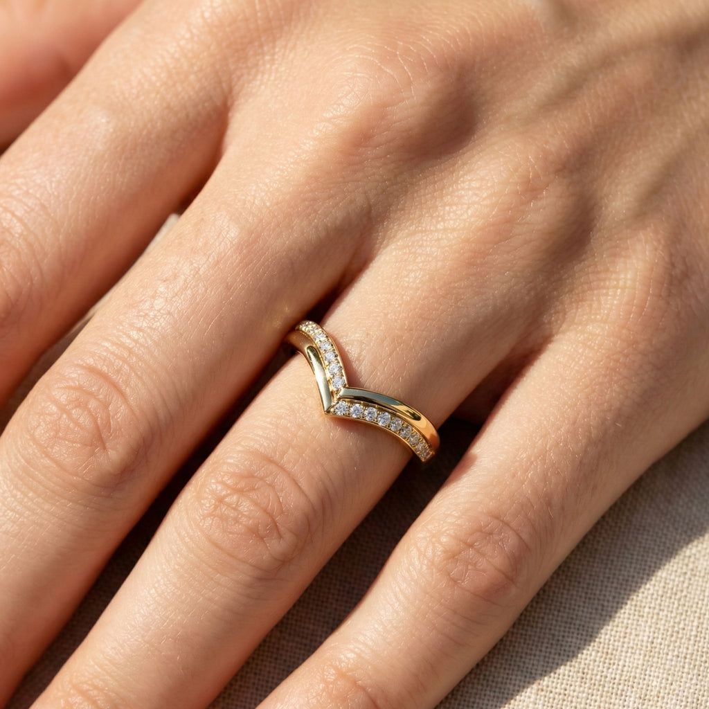 Chevron V-Shape Pave Wedding Band in Lab Grown Diamond – Solid 9k/14k Gold, Stackable Ring For Women, Antique Gift