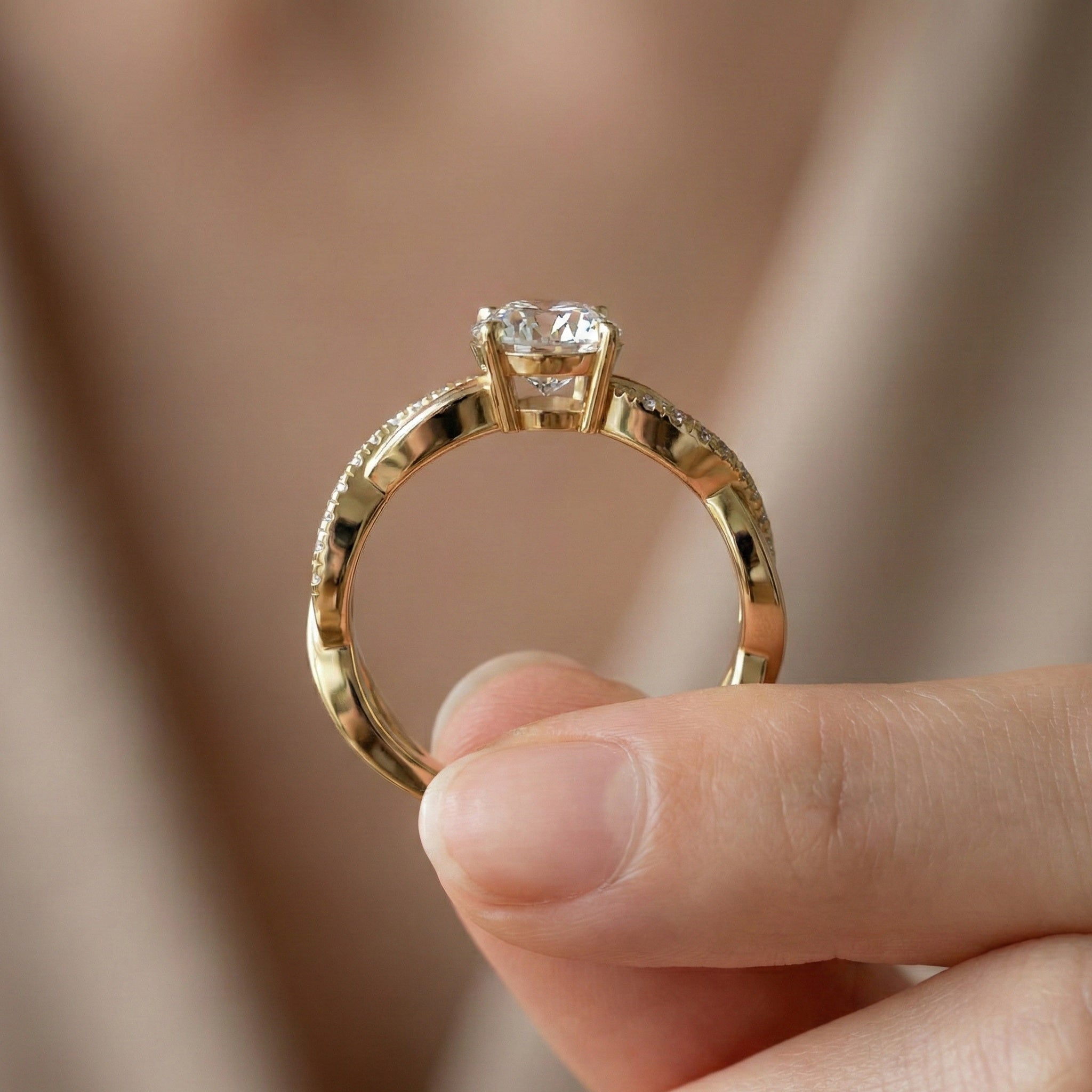 Twisted Band Pave Engagement Ring in Solid 9k/14k Gold, Anniversary Gift for Wife, Braided Pave Band Wedding Ring