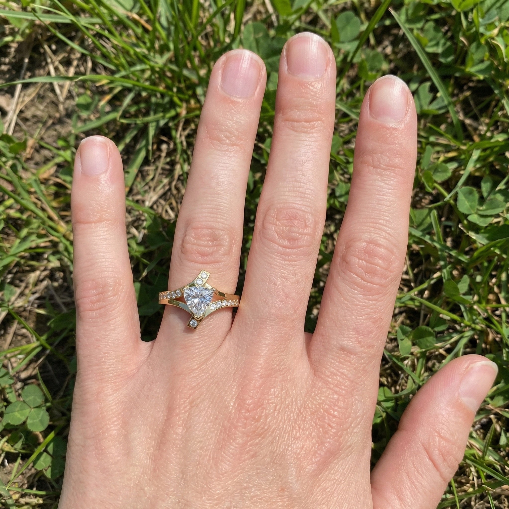 Trillion Cut Modern Sprit Shank Pave Engagement Ring in 14k Yellow Gold, Birthday Gift for Wife, Handmade Fine Jewelry