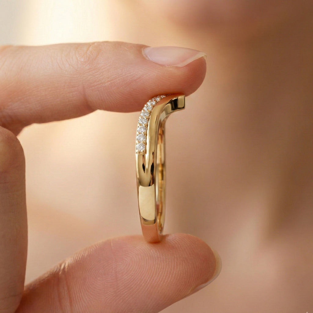 Chevron V-Shape Pave Wedding Band in Lab Grown Diamond – Solid 9k/14k Gold, Stackable Ring For Women, Antique Gift