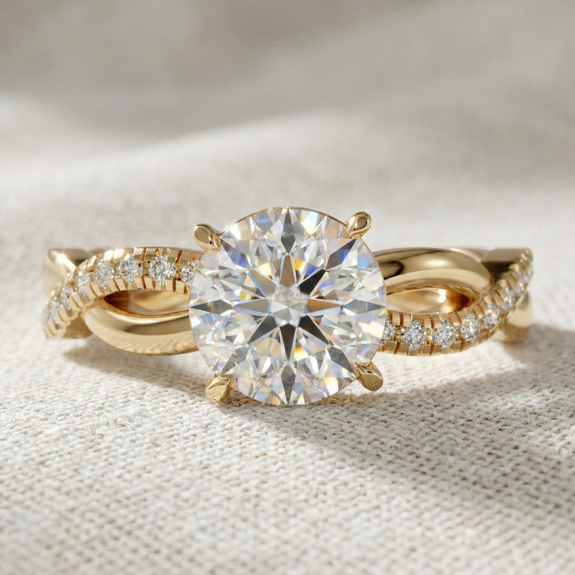 Twisted Band Pave Engagement Ring in Solid 9k/14k Gold, Anniversary Gift for Wife, Braided Pave Band Wedding Ring