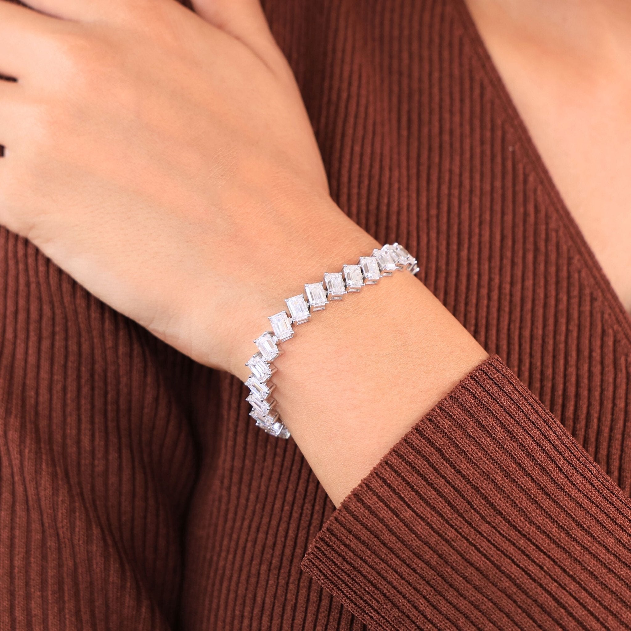 Elegant Modern Emerald Cut Tennis Bracelet in 14k Solid Gold, 15.05 TCW Emerald Cut Lab Created Diamonds, Wedding Gift for Women - Shoora Designs