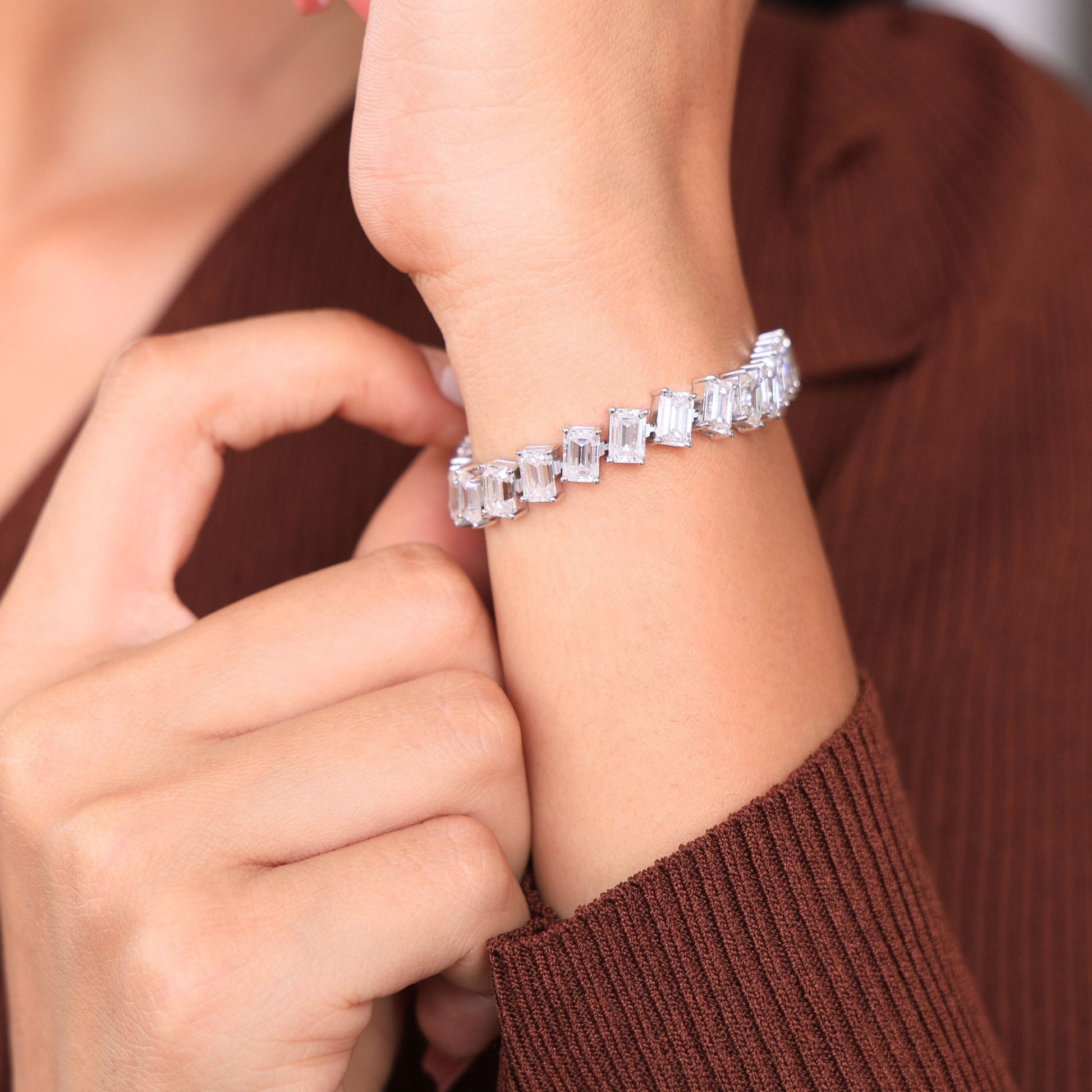 Elegant Modern Emerald Cut Tennis Bracelet in 14k Solid Gold, 15.05 TCW Emerald Cut Lab Created Diamonds, Wedding Gift for Women - Shoora Designs