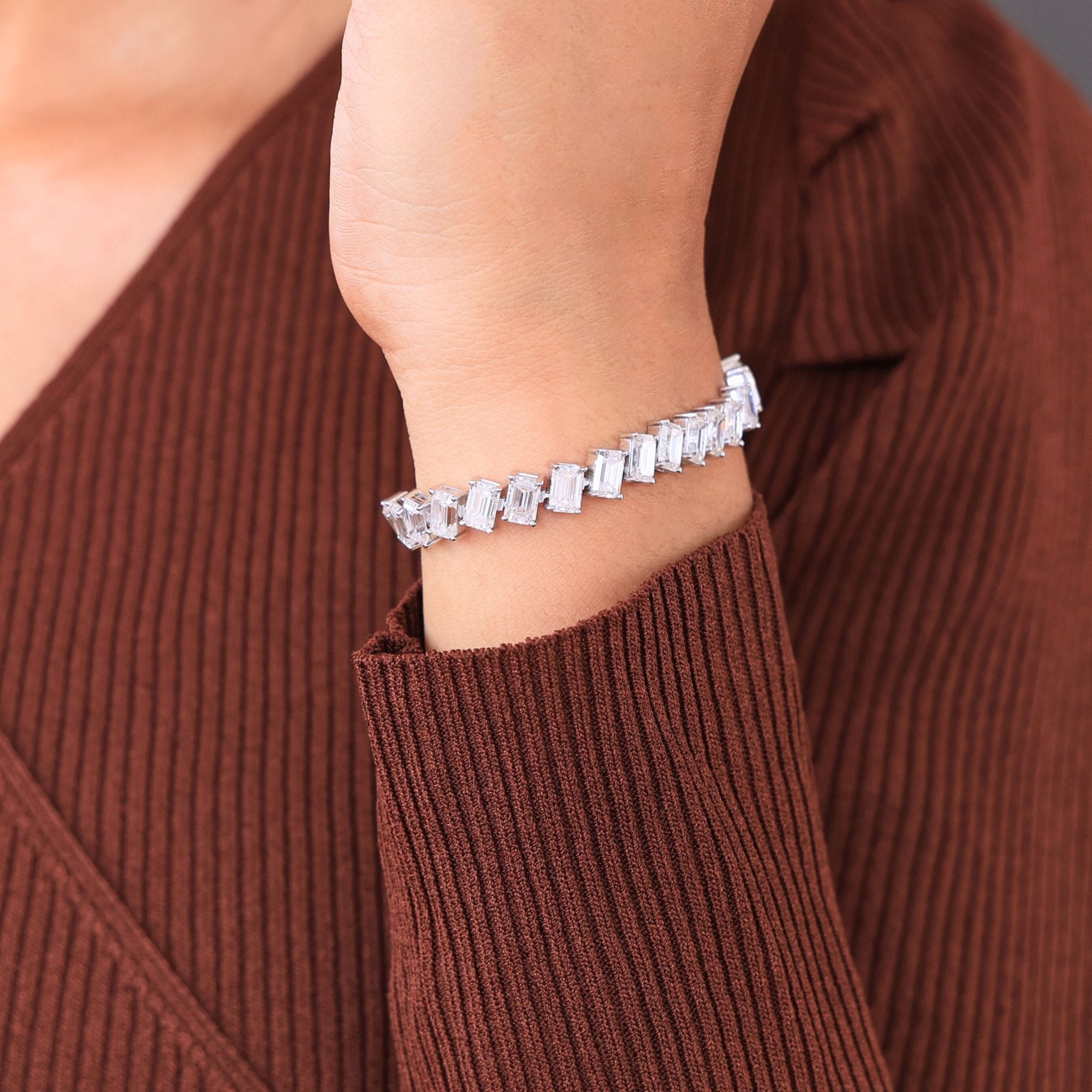 Elegant Modern Emerald Cut Tennis Bracelet in 14k Solid Gold, 15.05 TCW Emerald Cut Lab Created Diamonds, Wedding Gift for Women - Shoora Designs