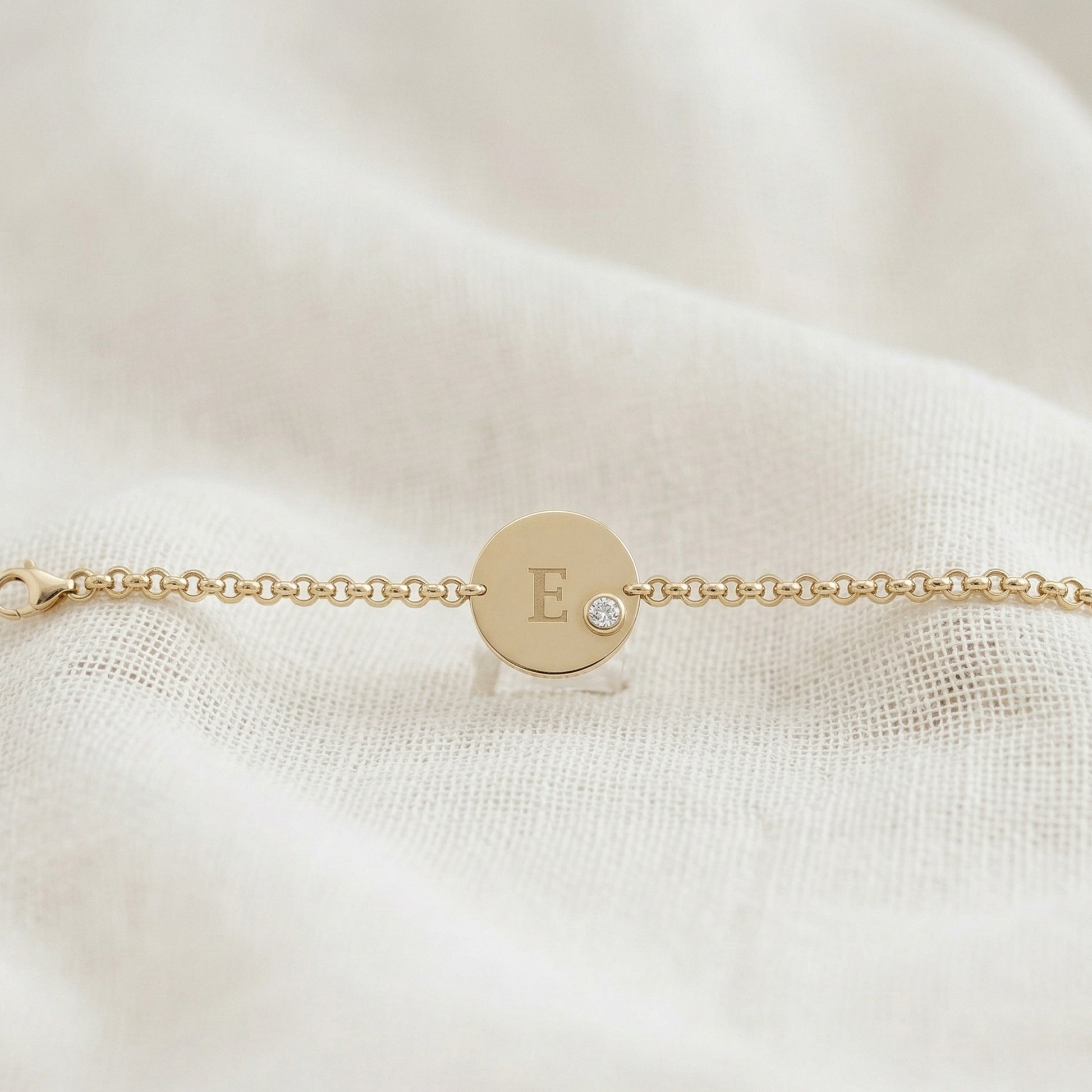 Personalized Alphabet Circle Disc Chain Bracelet, 14k Gold Monogram Initial Bracelet, Dainty Minimalist Jewelry, Wedding Gift for Her