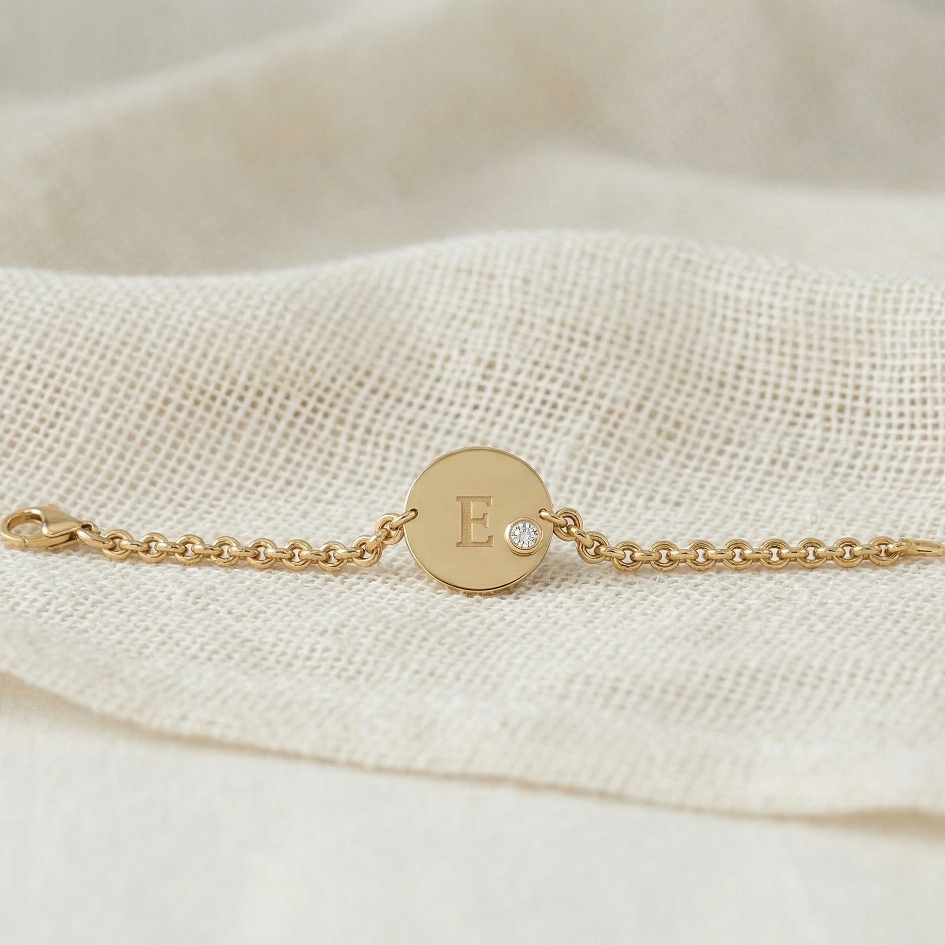 Personalized Alphabet Circle Disc Chain Bracelet, 14k Gold Monogram Initial Bracelet, Dainty Minimalist Jewelry, Wedding Gift for Her