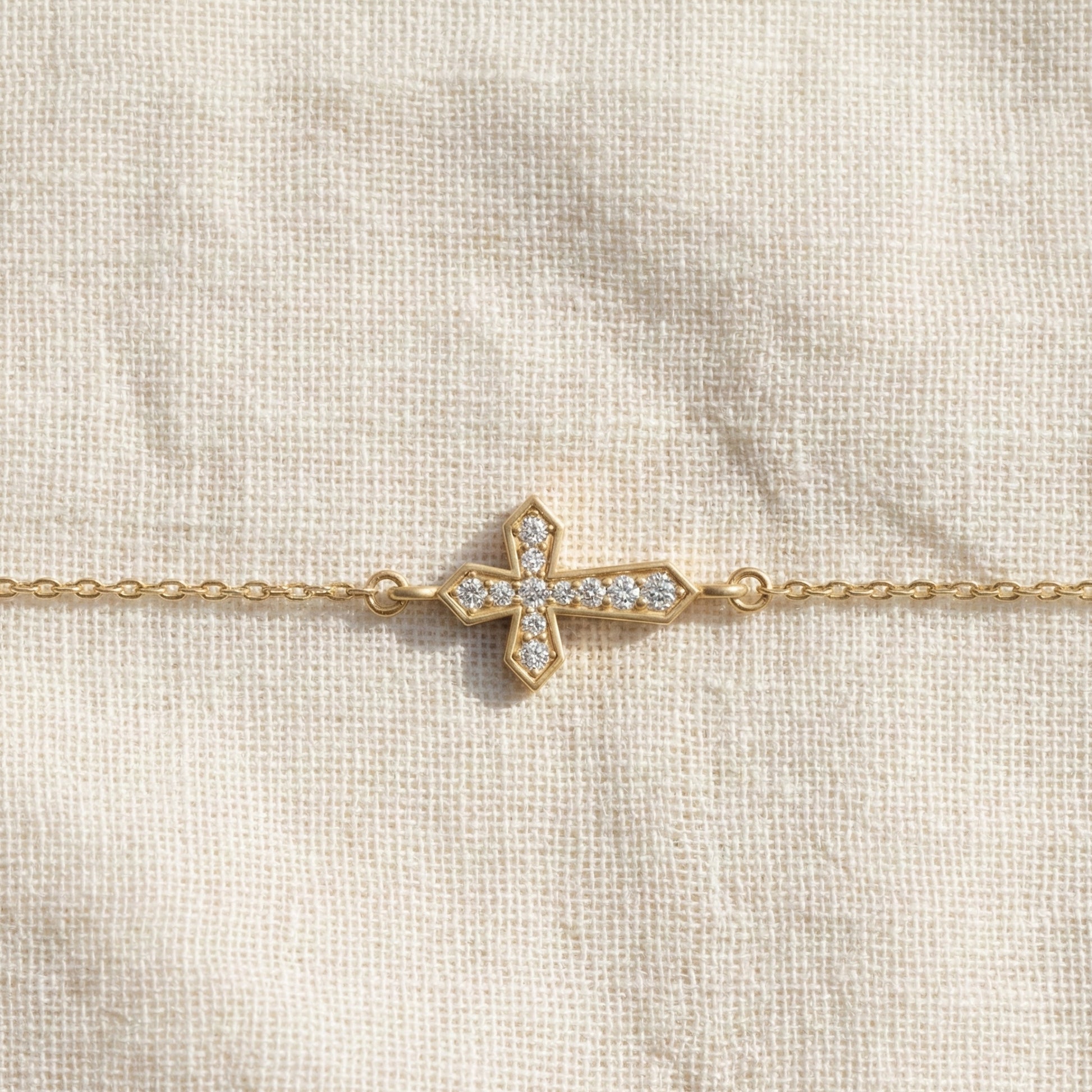 Tiny Angular Cross Center Chain Bracelet in 14K Solid Gold, 0.15 TCW Round Cut Lab Created diamonds, Everyday Jewelry, Anniversary Gift for Her