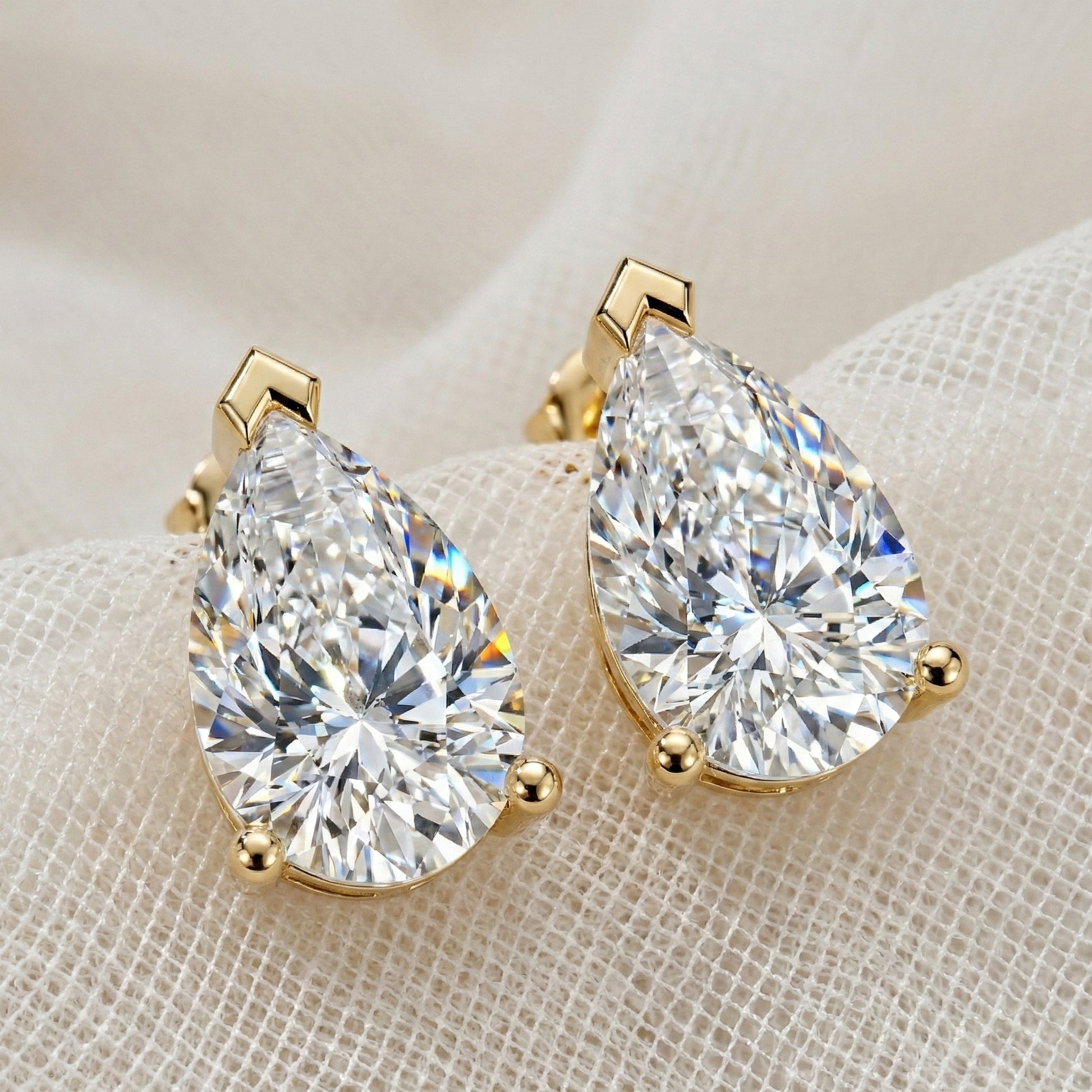 Pear Cut Solitaire Stud Earrings in 9K Solid Gold, 2.00 TCW Pear Cut Lab Created Diamonds, Bridal Jewelry, Gift for Wife, Handmade Studs