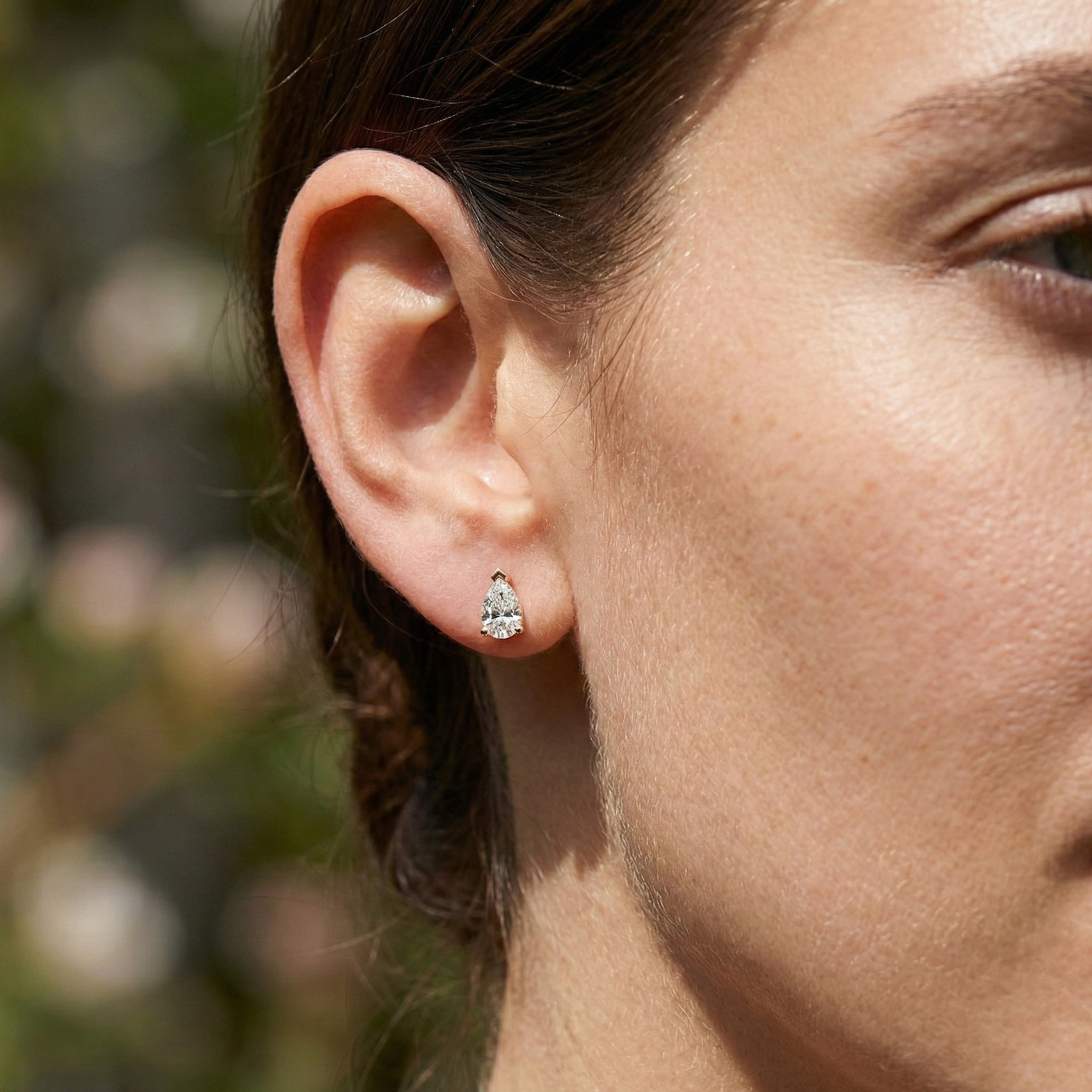 Pear Cut Solitaire Stud Earrings in 9K Solid Gold, 2.00 TCW Pear Cut Lab Created Diamonds, Bridal Jewelry, Gift for Wife, Handmade Studs