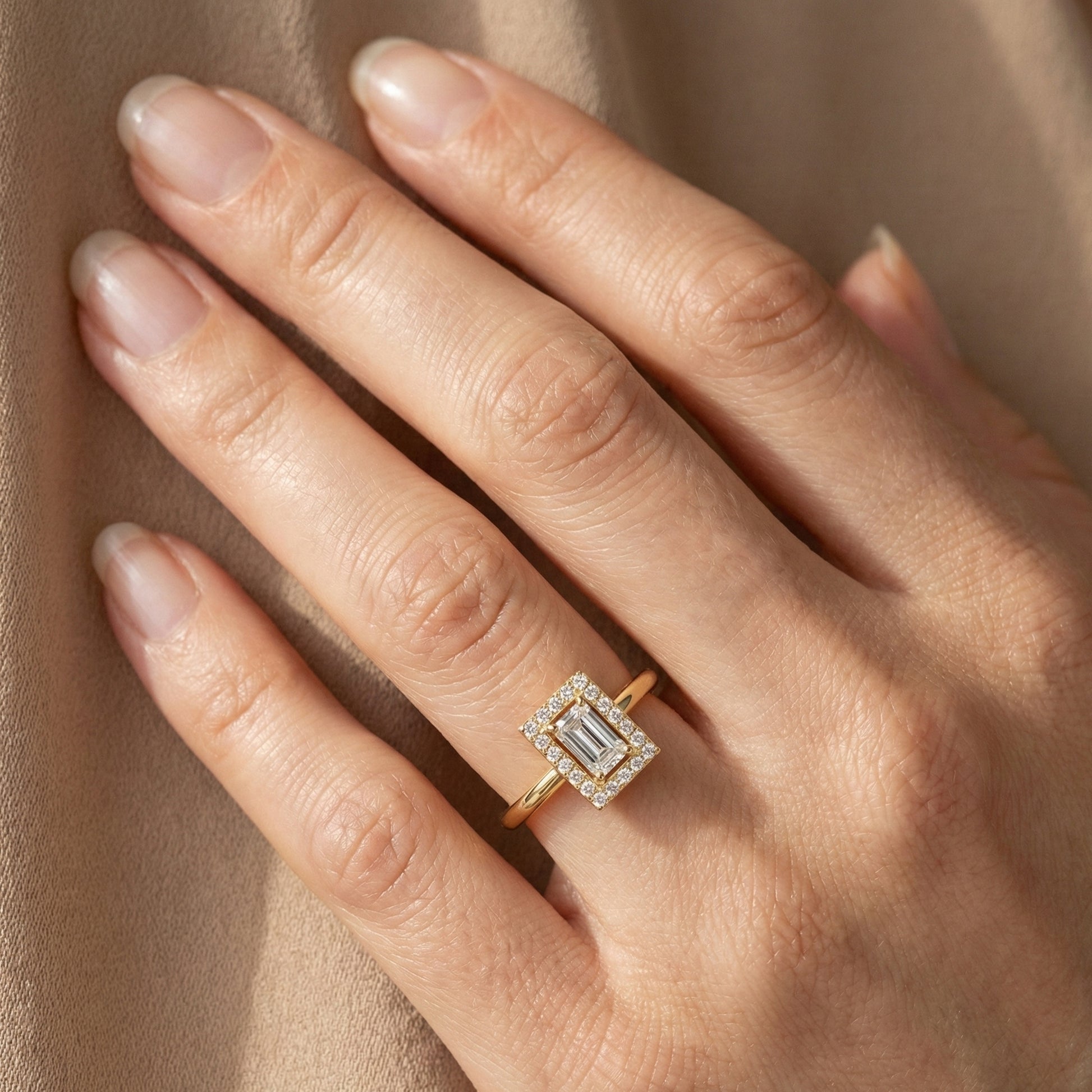 Art Deco Baguette Cut Rectangle Halo Engagement Ring in Lab Diamond – 14k Solid Gold, Geometric Vertical Emerald Shaped Ring, Wedding Gift for Wife